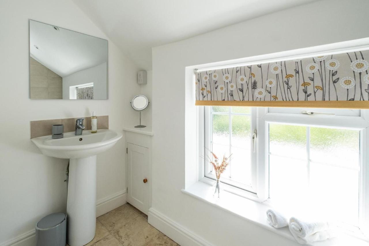 Laurel Cottage - Aldeburgh Coastal Cottages Blyford Екстериор снимка